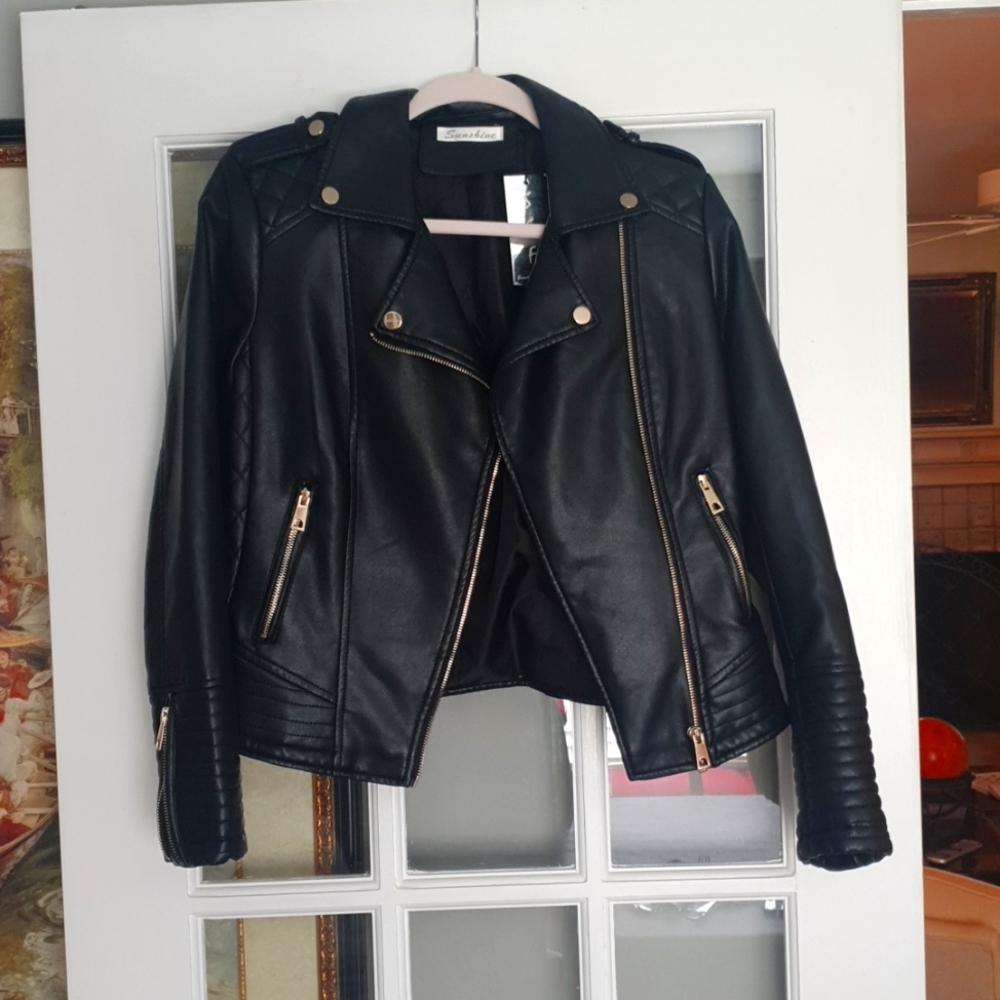 Faux Leather Jacket (M) STILL WITH TAGS!